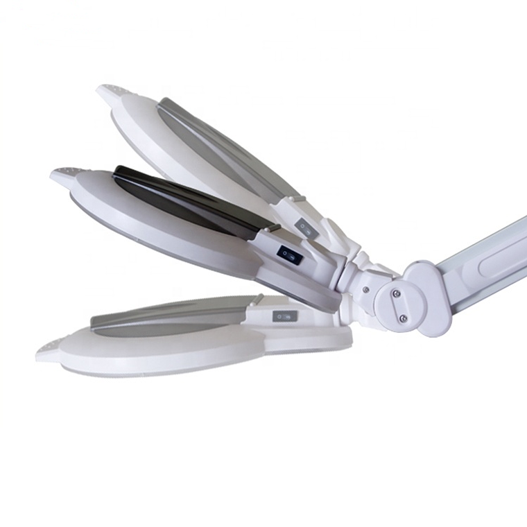 Lupa cosmetológica de mesa  4