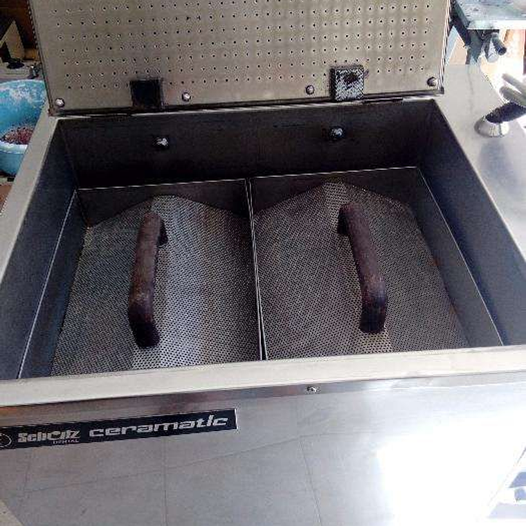 Polimerizadora Lavadora de Muflas Dentaria 1