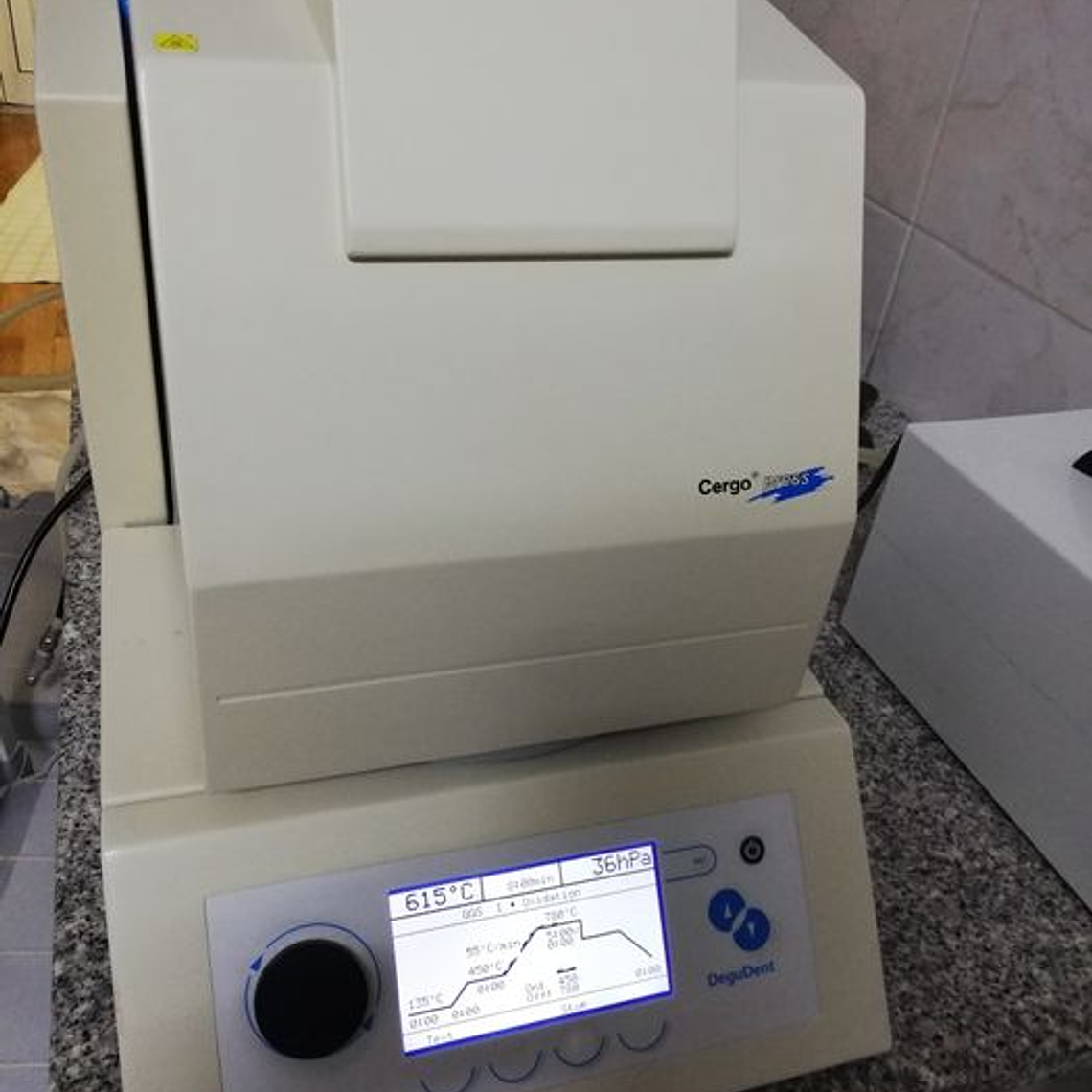 Forno queima ceramica e Injeccao Degussa 1