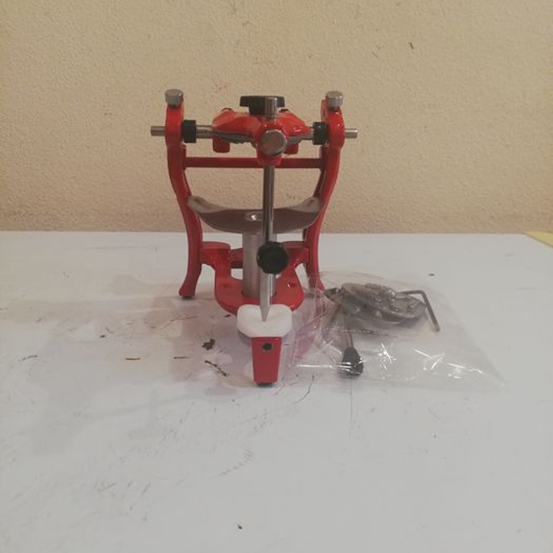 Articulador vermelho 1