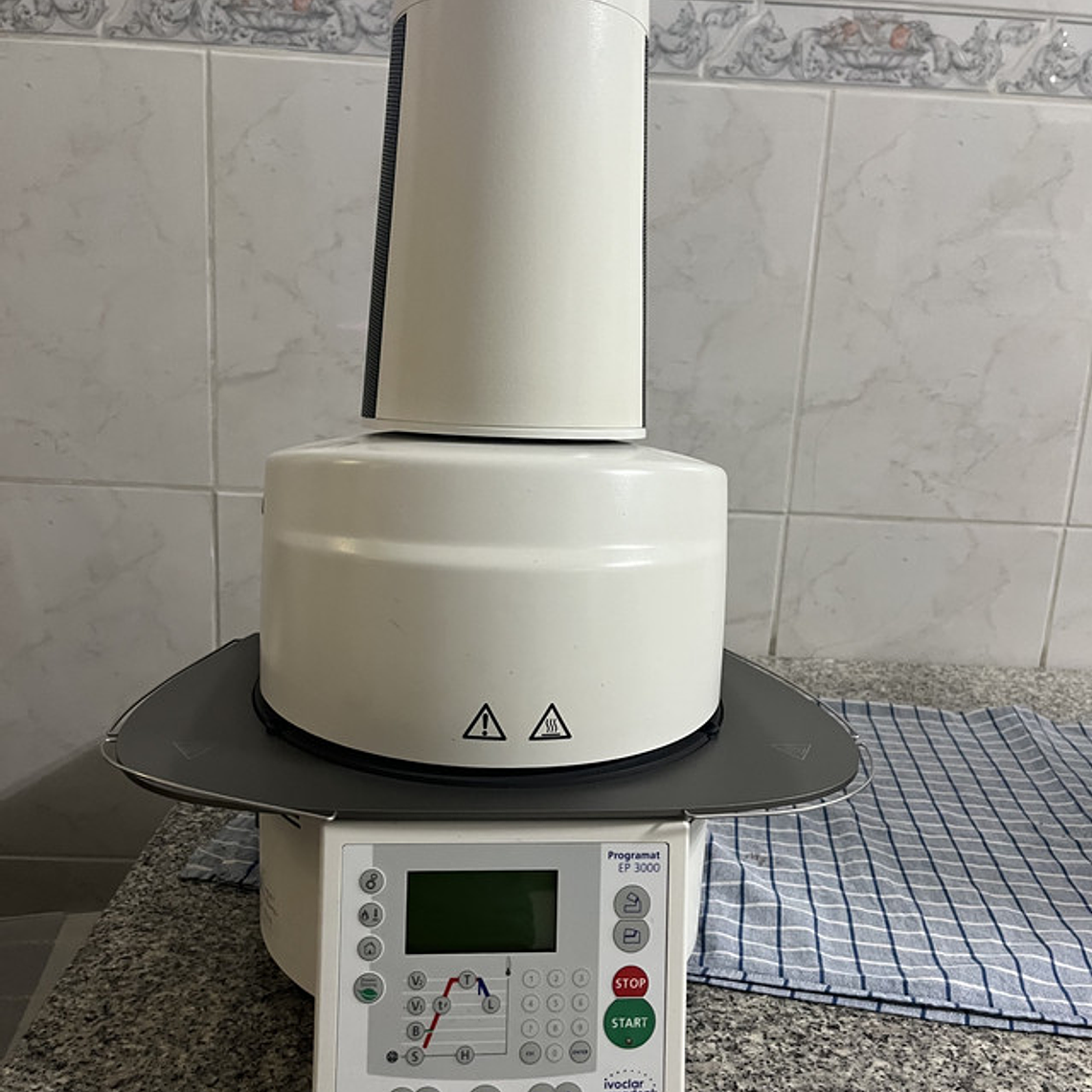 Forno Ivoclar EP 3000 2