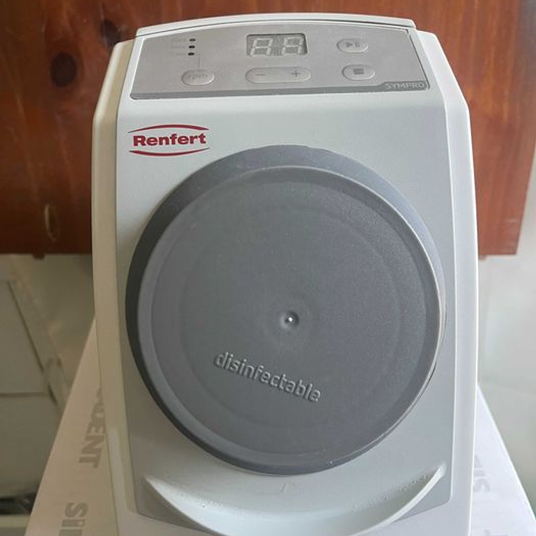 Renfert SIMPRO Dispositivo de limpeza de prótese 1