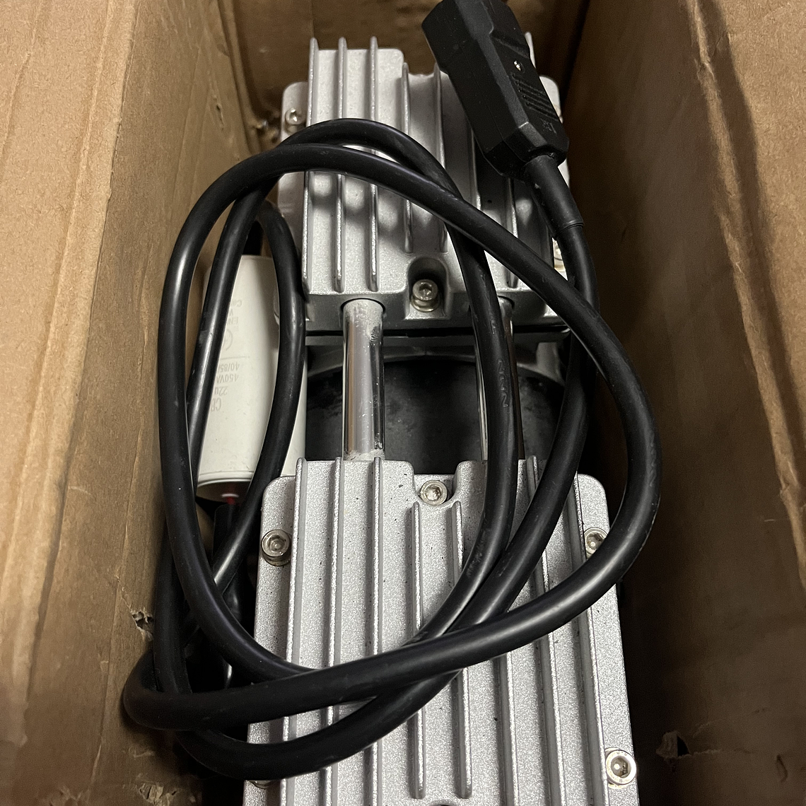 BOMBA DE VACUO FORNO DENTARIA 1