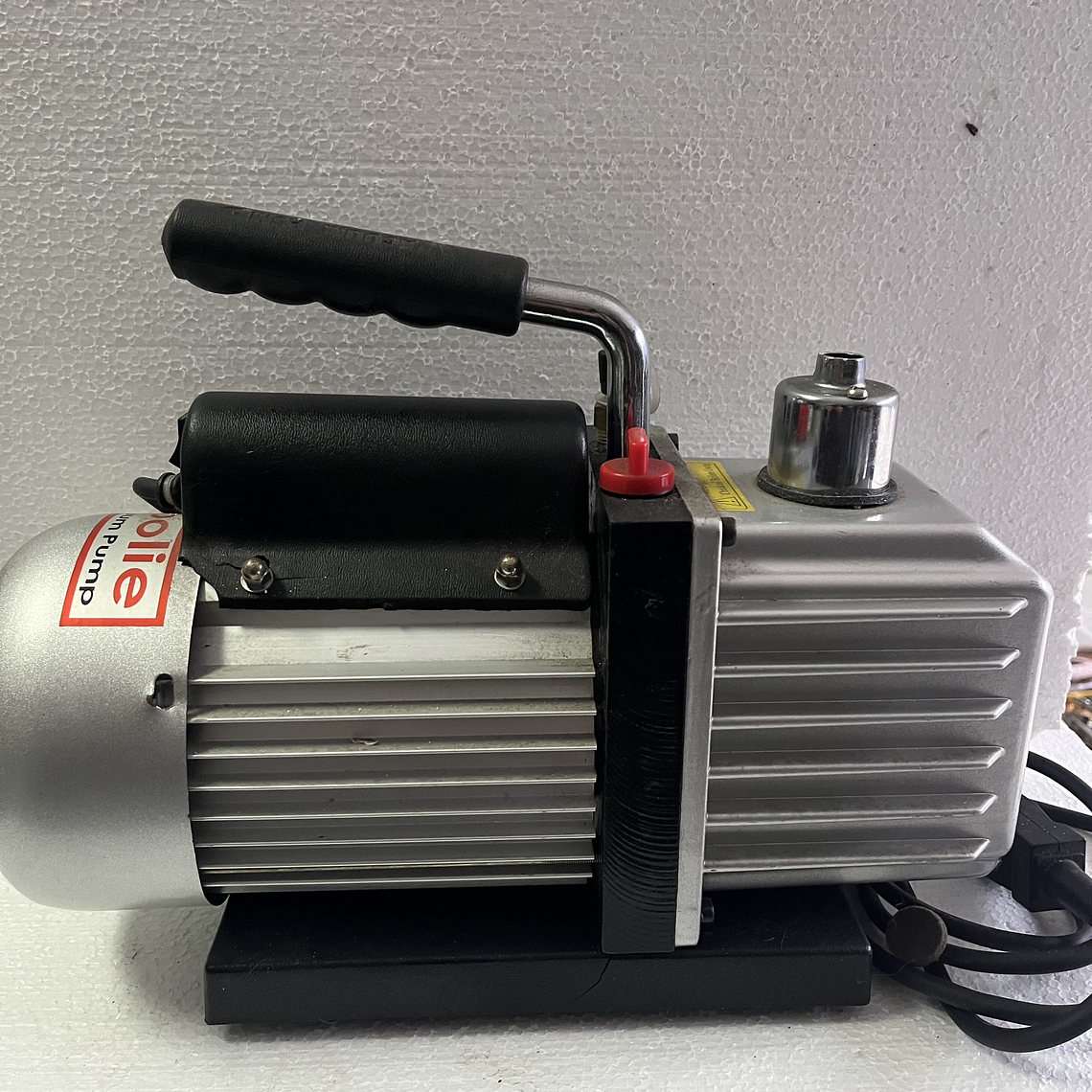 BOMBA DE VACUO PARA FORNOS DENTARIOS 1