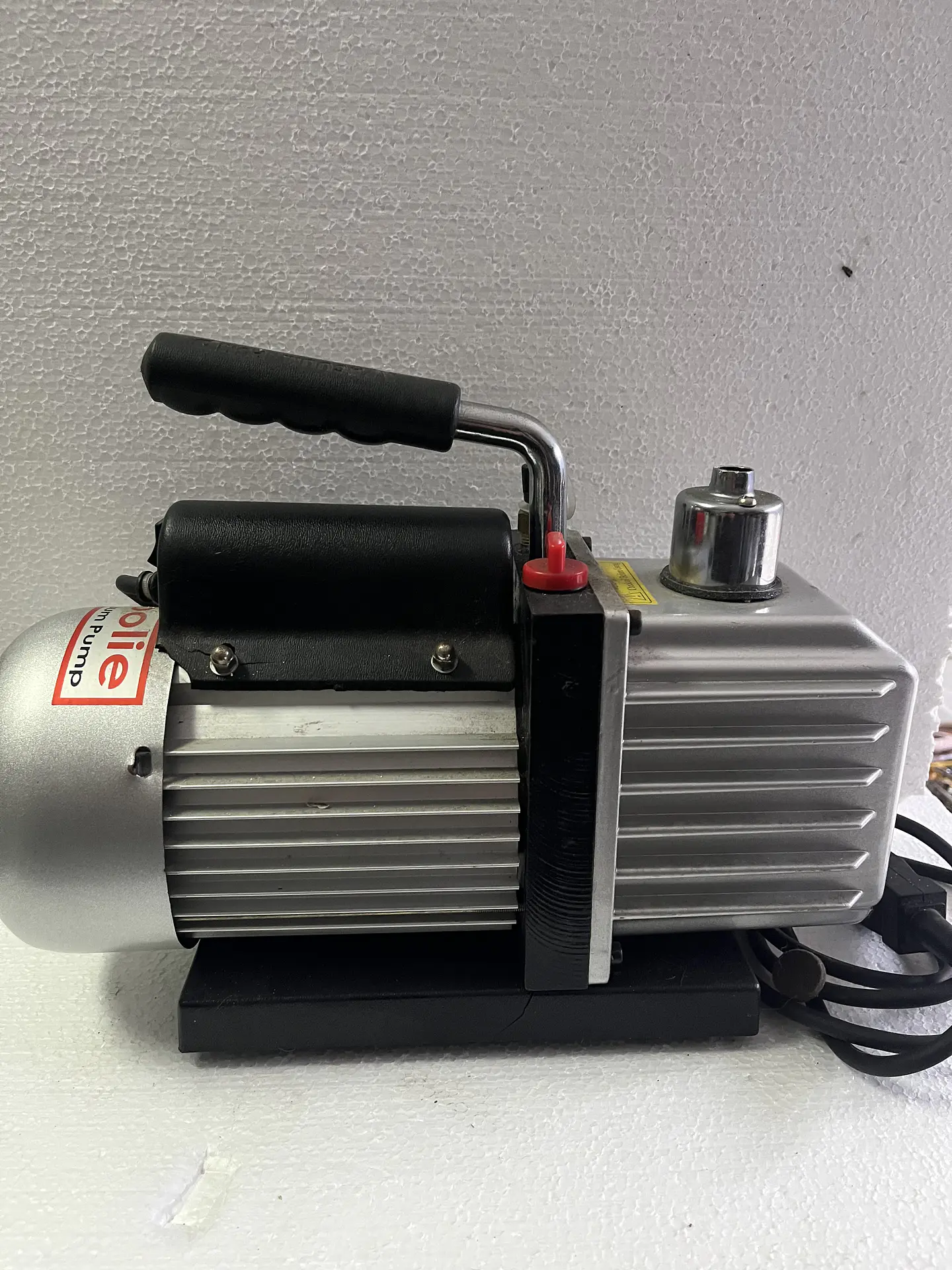 BOMBA DE VACUO PARA FORNOS DENTARIOS 1