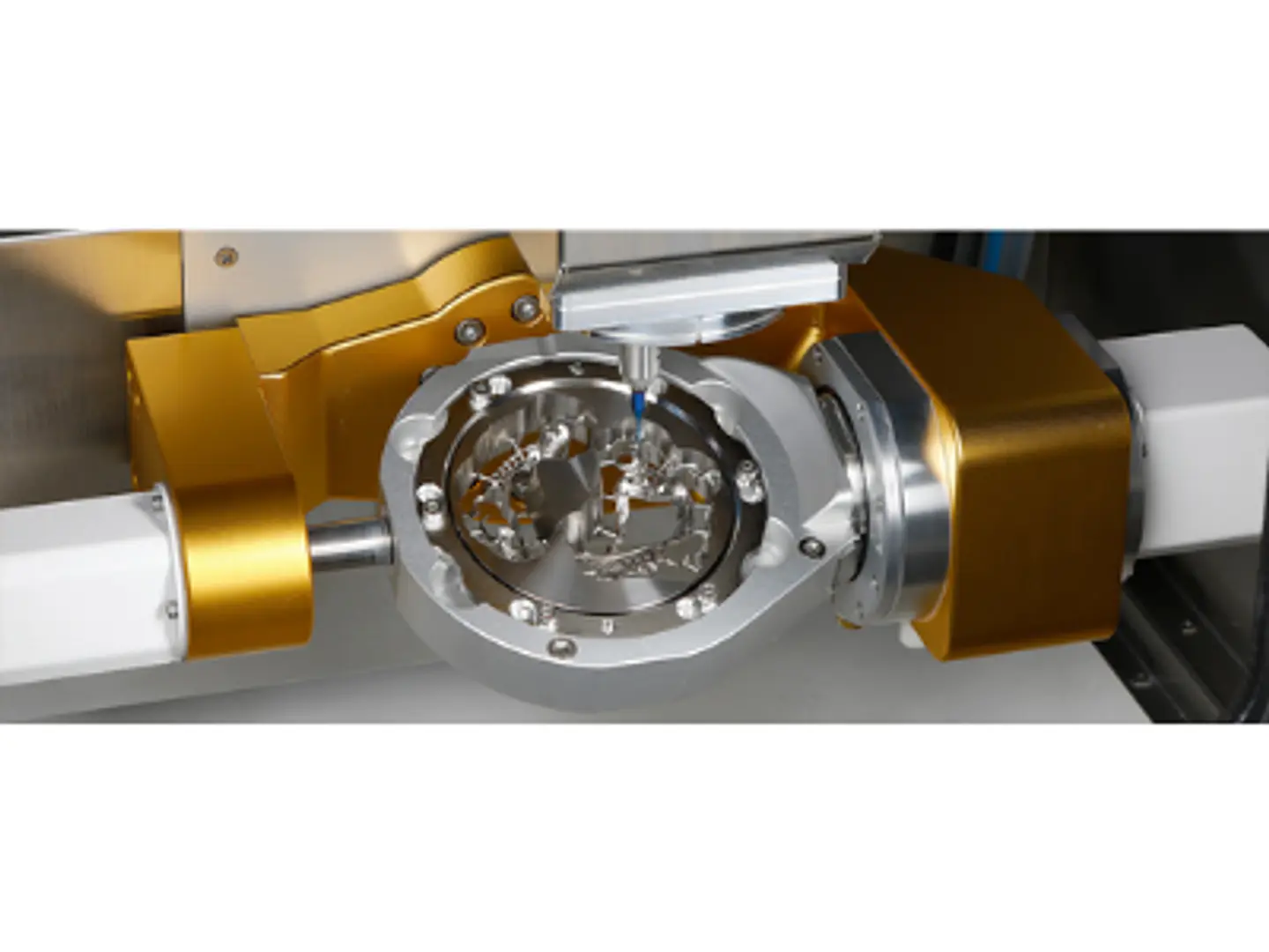 FRESADORA ARUM 5X-500L (S/CAM) 4