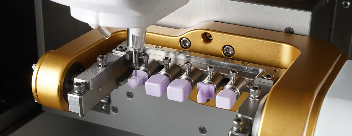 FRESADORA ARUM 5X-450 (S/CAM) 3