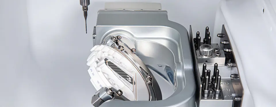 FRESADORA ARUM 5X-300D (S/CAM) 3