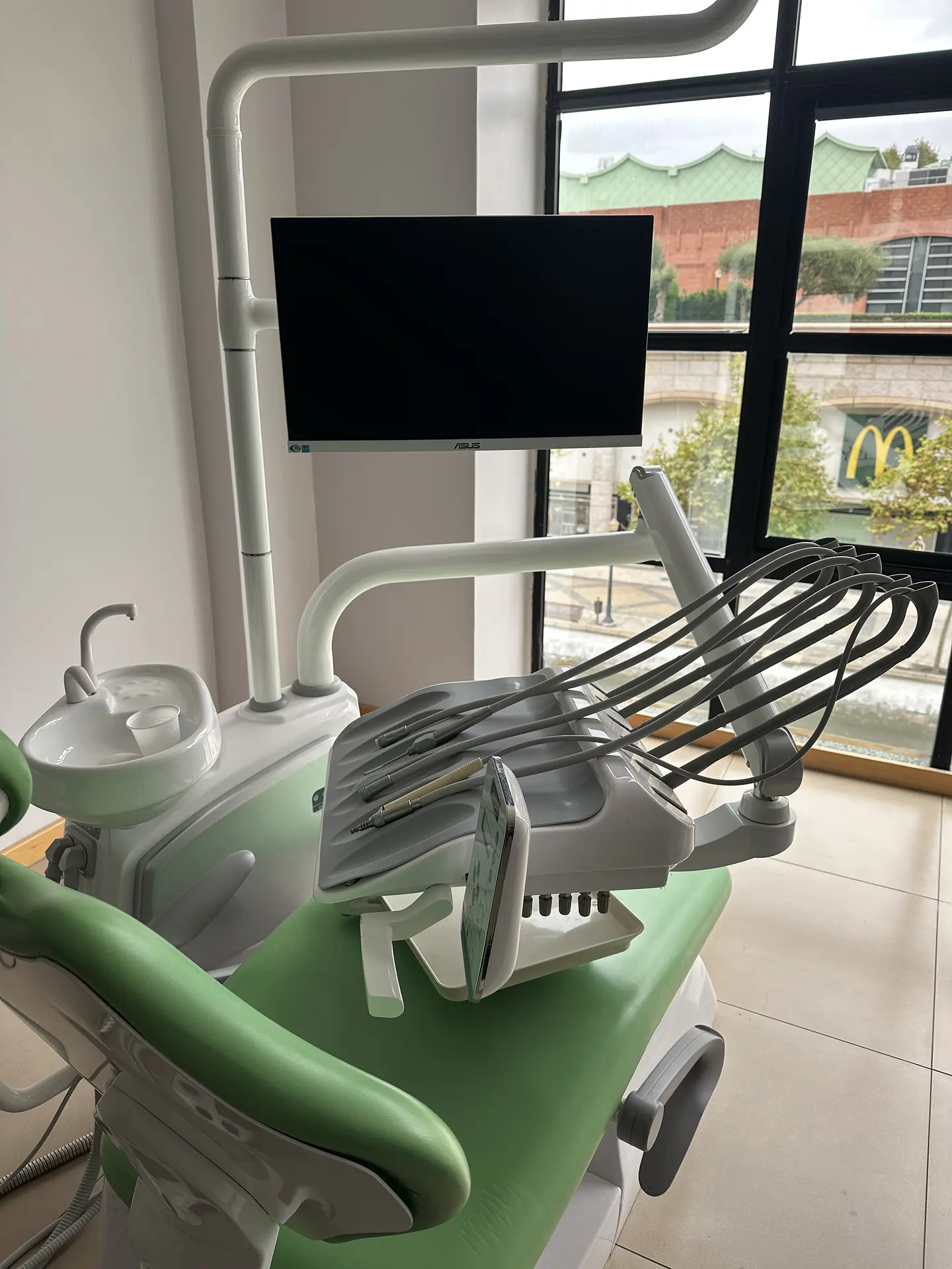 Cadeira Dentaria Signol Elile Line Usada 2