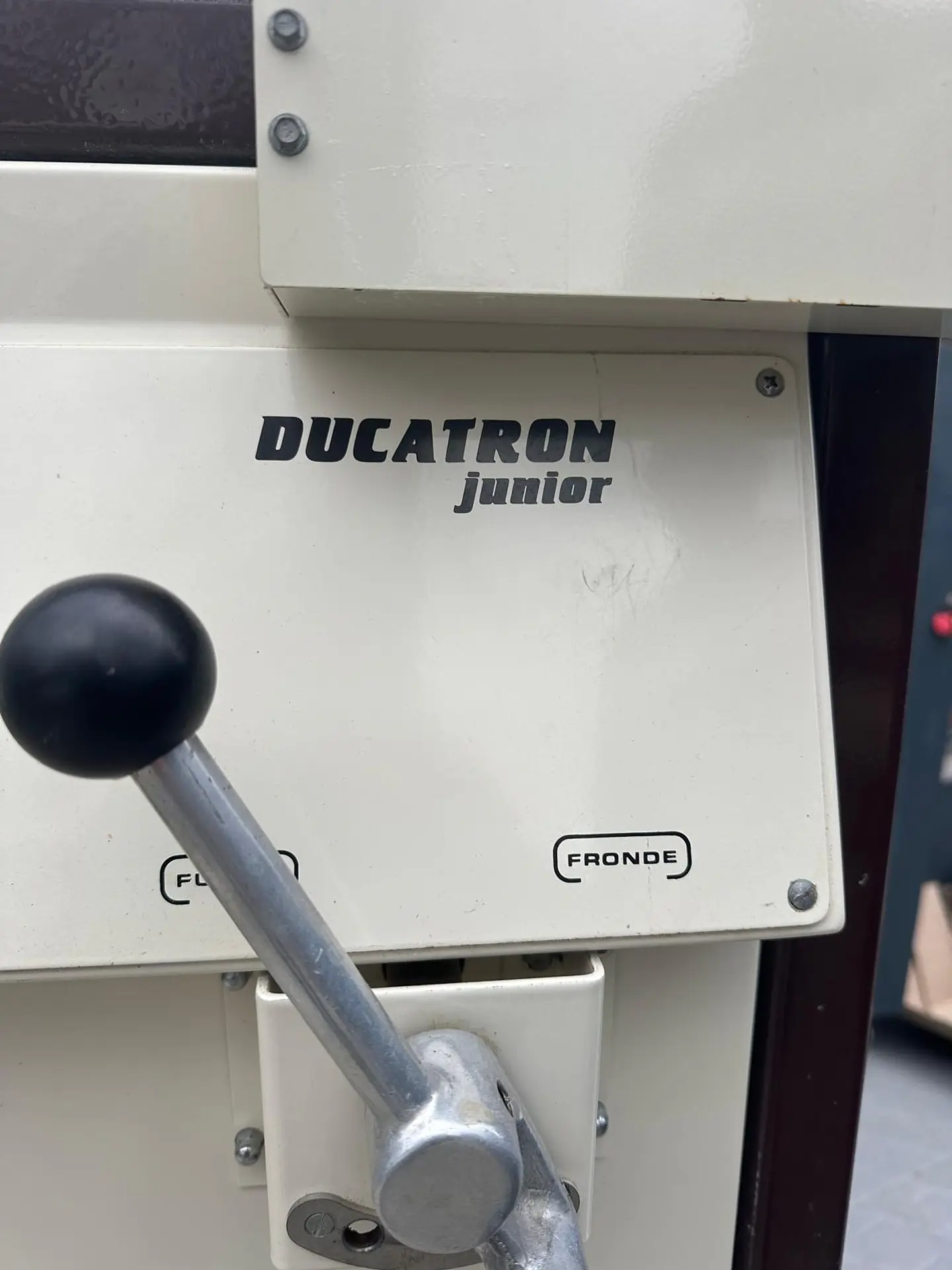 Centrifuga de Inducao Ducatron Junior Usada 2