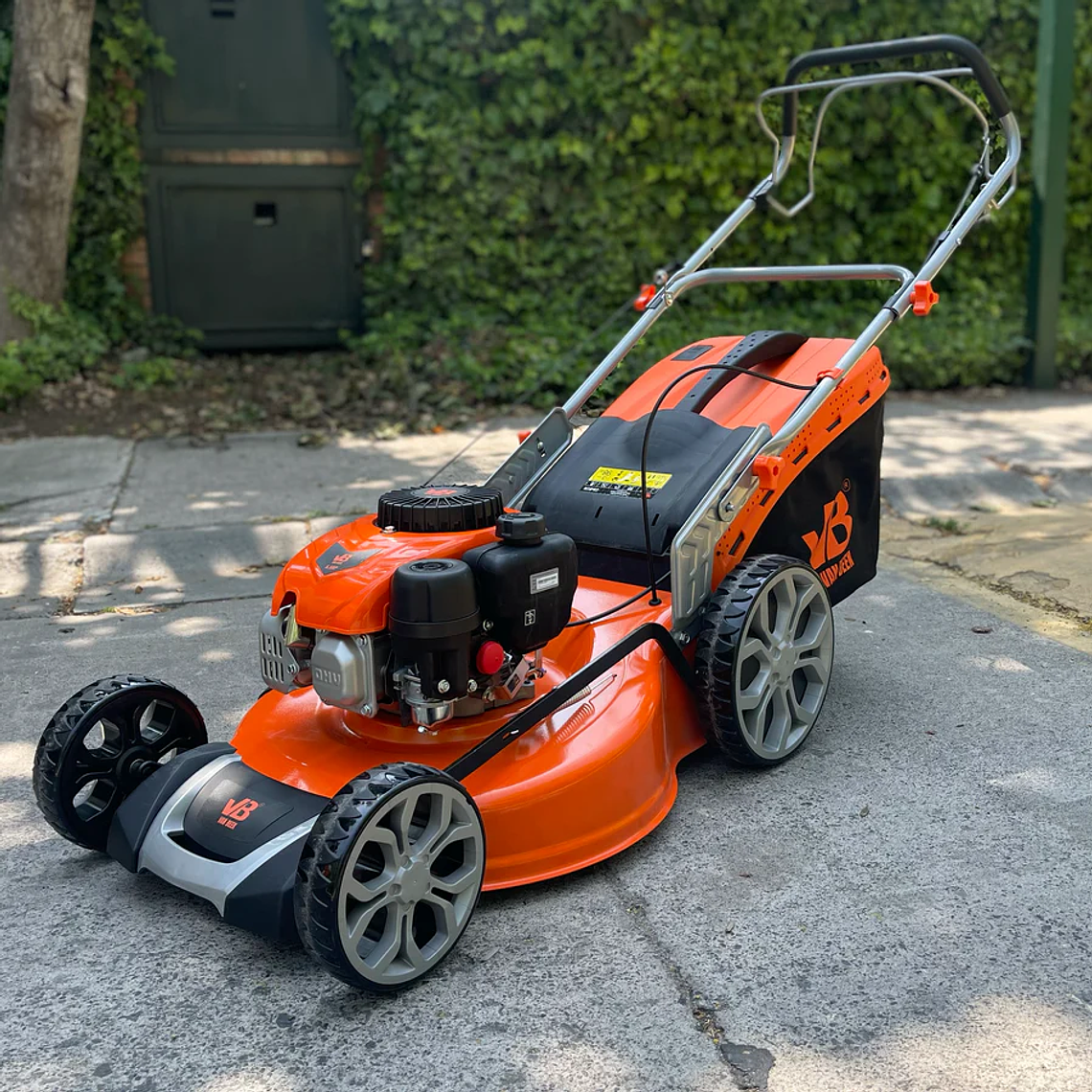 Corta Cesped 5.5HP Autopropulsada a Motor van Beek CSvB170 5