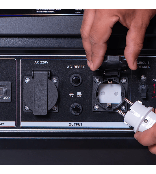 Arriendo Generador 8.0Kva Tomahawk Power TG8000E PARTIDA ELÉCTRICA- COPIAR - 