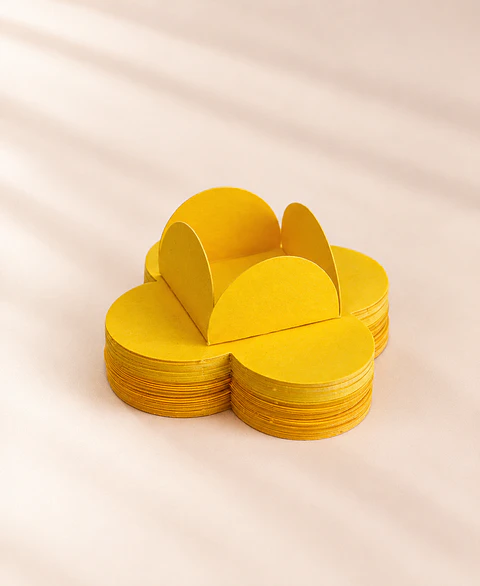 Caixetas para Brigadeiros Amarelas - 48und