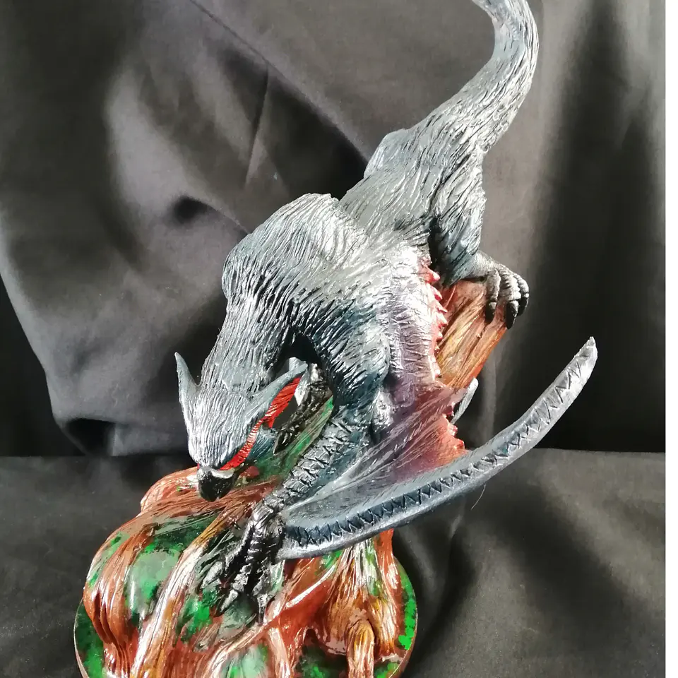 Monster Hunter Nargacuga Escultura 1