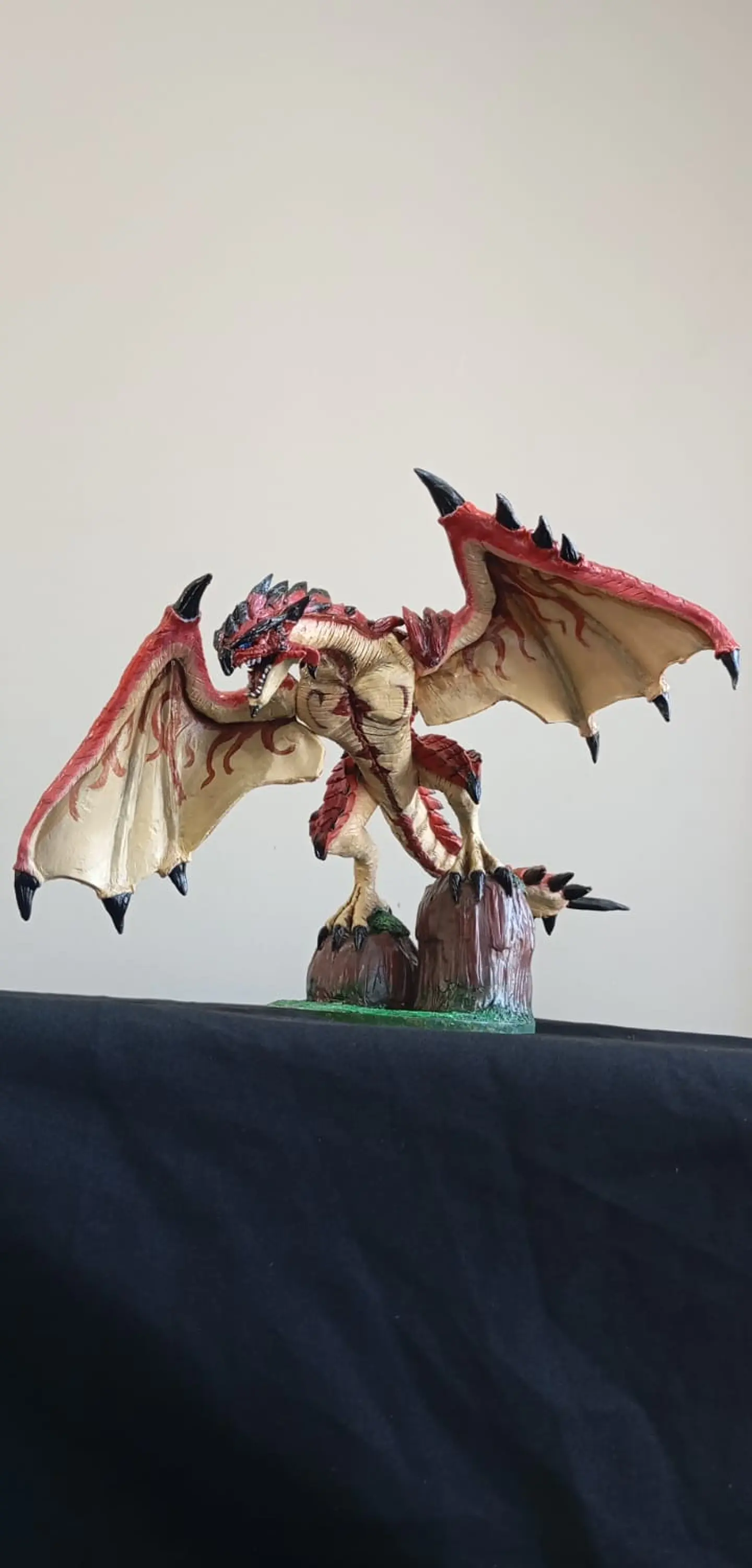 Monster hunter rathalos  Escultura 4