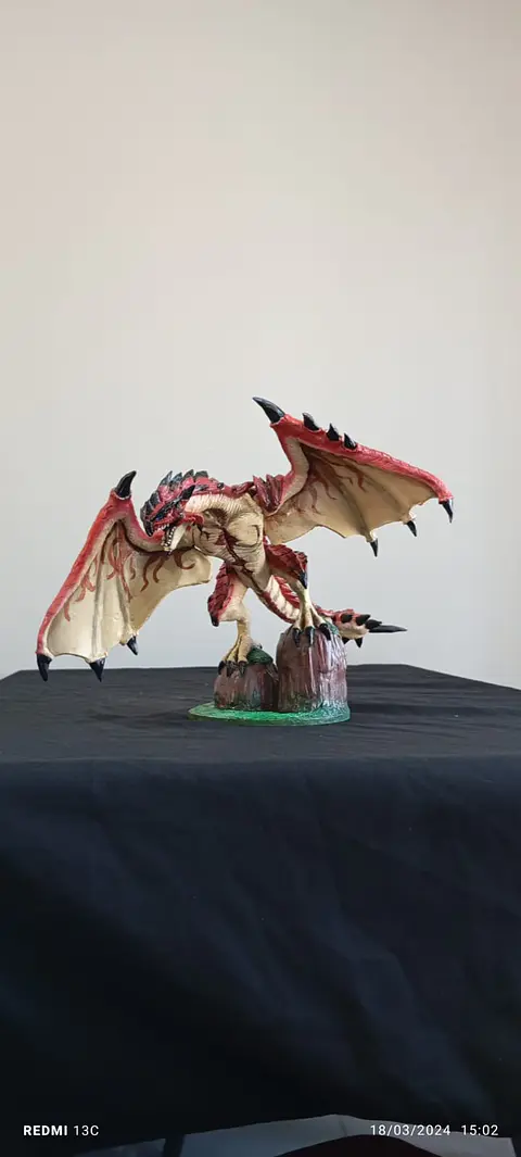 Monster hunter rathalos  Escultura