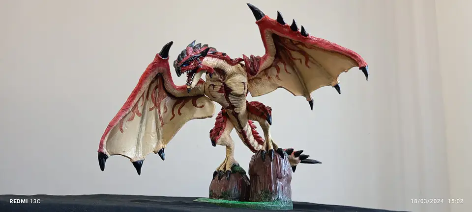 Monster hunter rathalos  Escultura 2