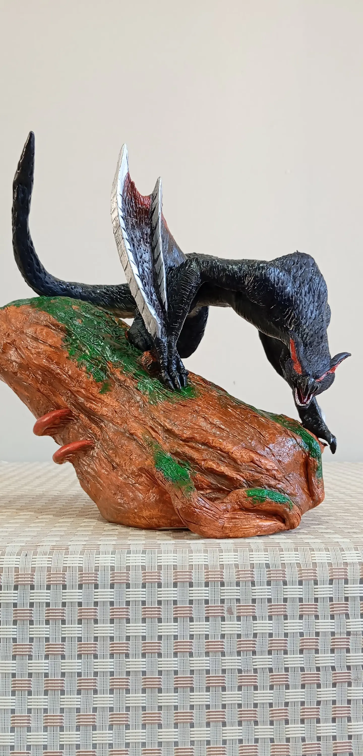 Nargacuga Monster Hunter Escultura Sombra Nocturna 3
