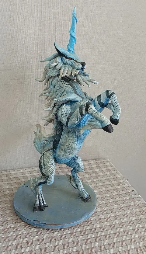 Kirin Elder Dragon Escultura 