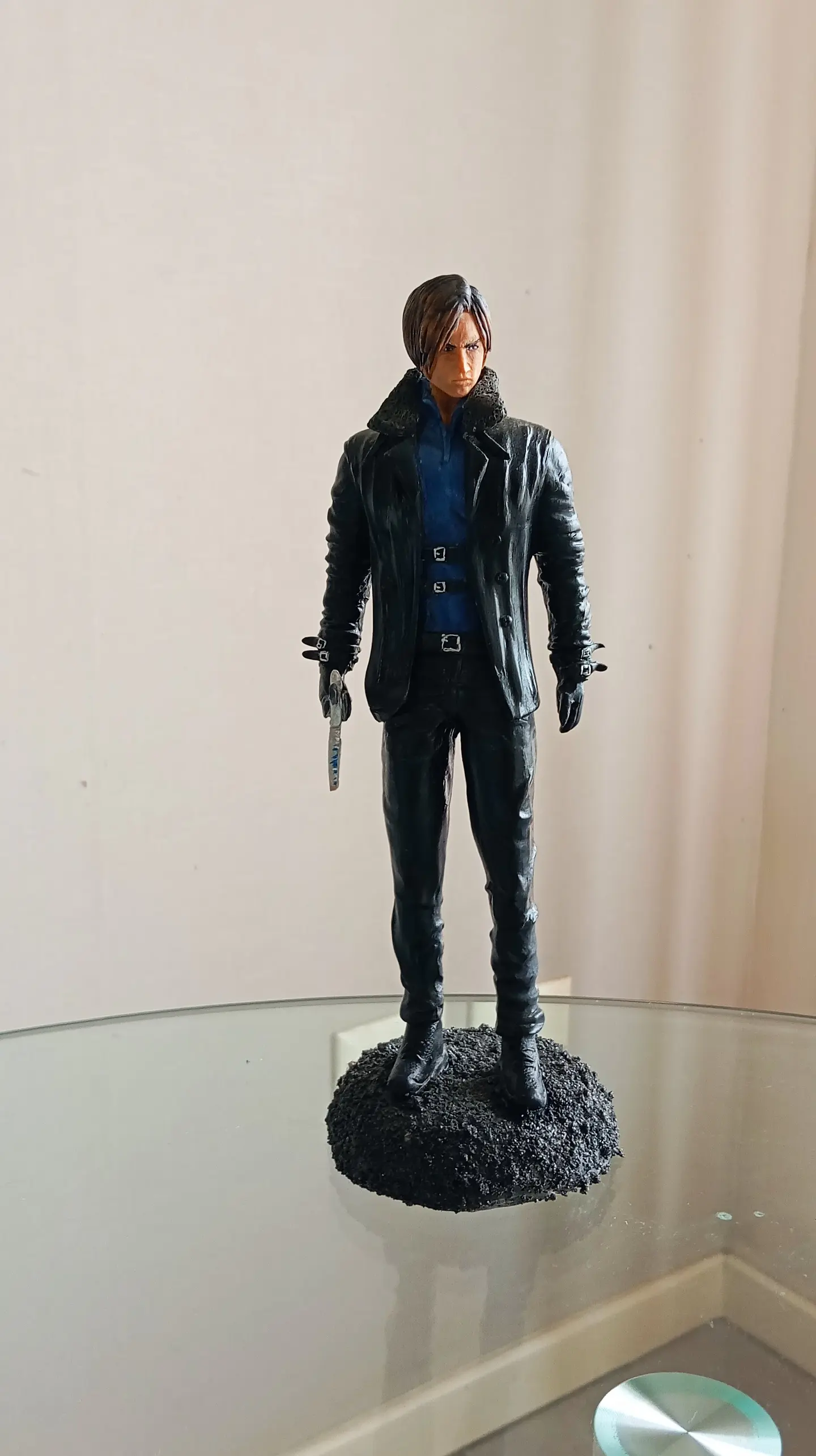 Resident Evil Leon S.Kennedy Estatuilla  5