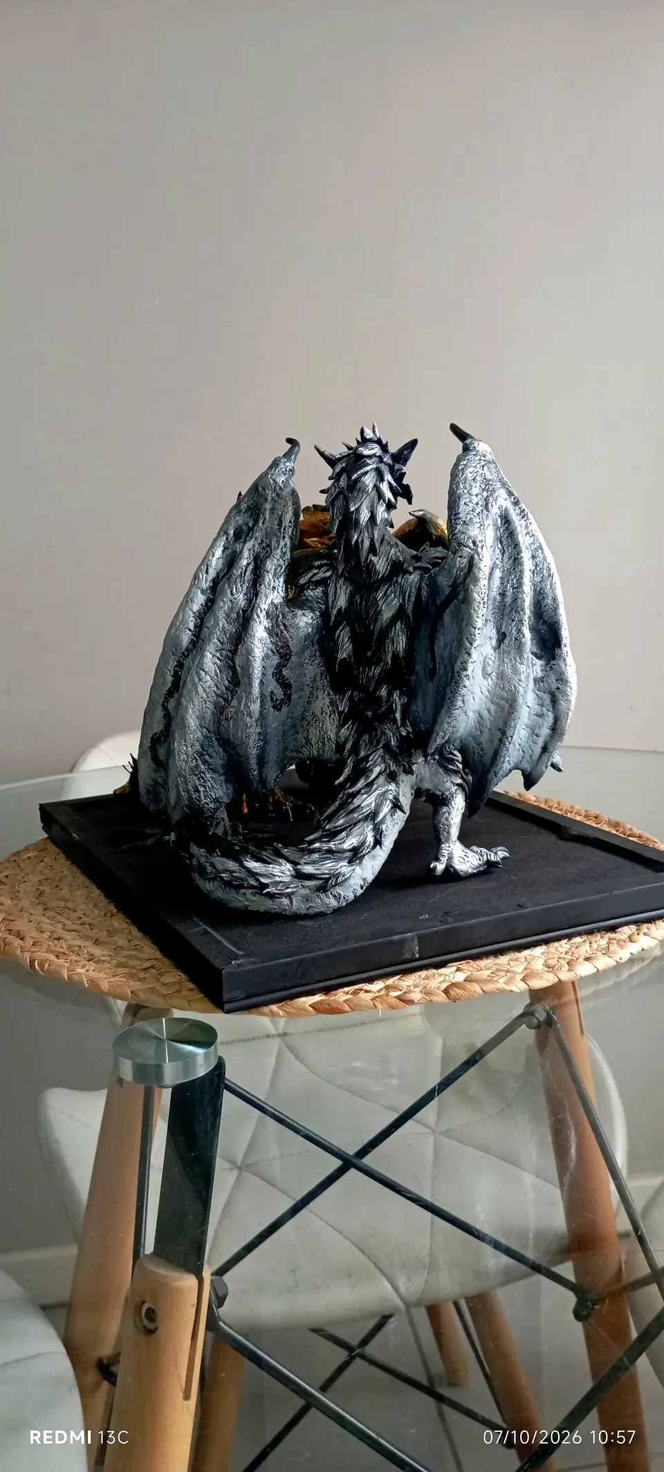 Monster Hunter Silver Rathalos y Gold Rathian escultura 4