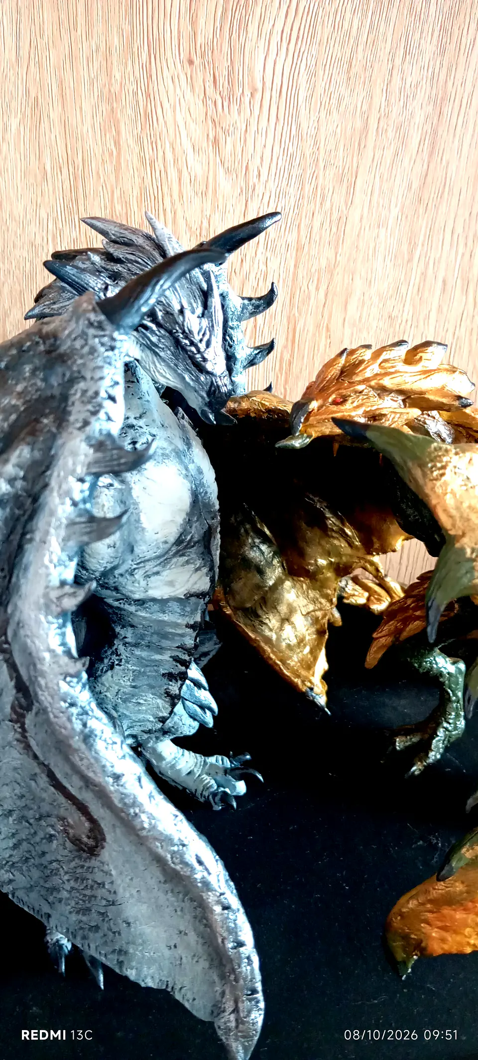 Monster Hunter Silver Rathalos y Gold Rathian escultura 2