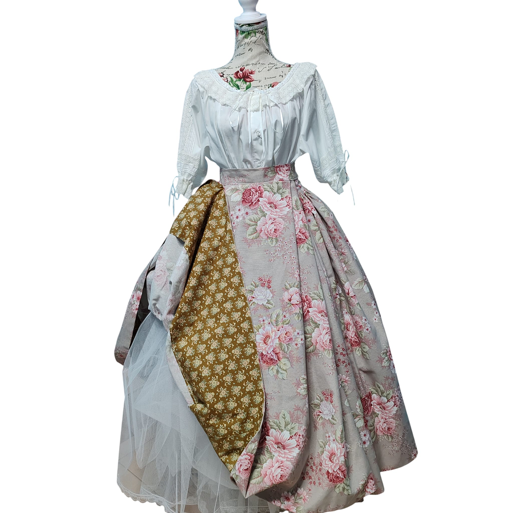 FALDA REGIONAL TALLA 42/44 MOD.FLORAL