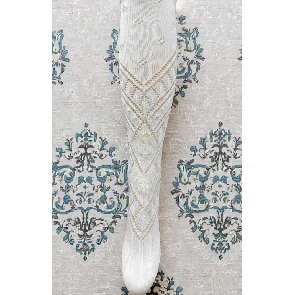 MEDIAS VIRGEN DEL PILAR BORDADO ORO 