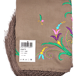 PAÑUELO DE MERINO BORDADO