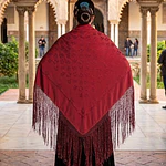 Mantón regional de 120x120 cm con flecos para traje tradicional 183M