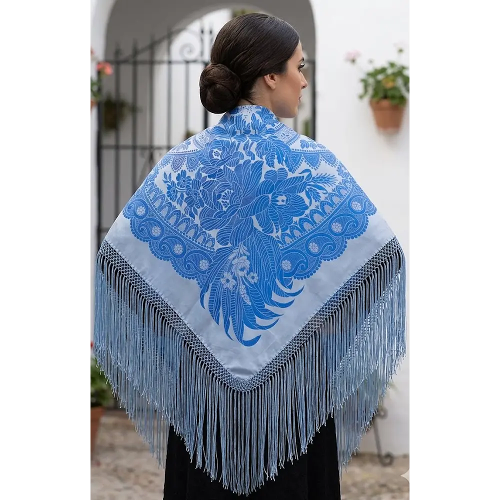 Pañuelo Mantón Regional de Seda y Rayón con Flecos – Reproducción de Diseño Antiguo