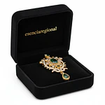 Broche Colgante Regional con Piedra Verde – 6,5 cm – Artesanía para Indumentaria Baturra