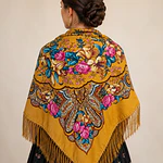 Pañuelo Regional Mostaza 140x140 cm con Flecos |Mantón Tradicional para Traje Típico Mod Zaragoza