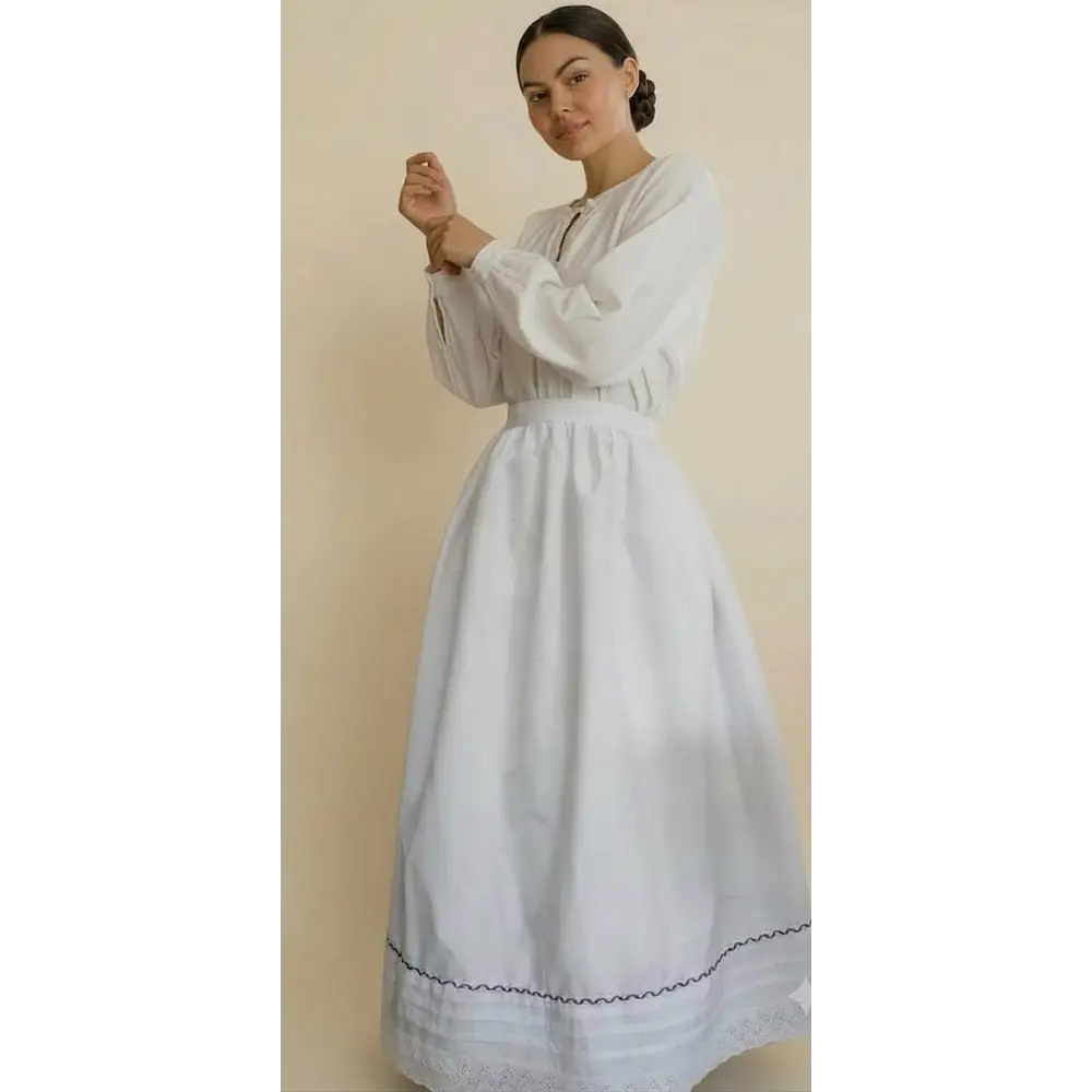 Enagua Blanca Artesanal con Bordados Morados - Modelo Exclusivo   T 3XXL Mod Blanca