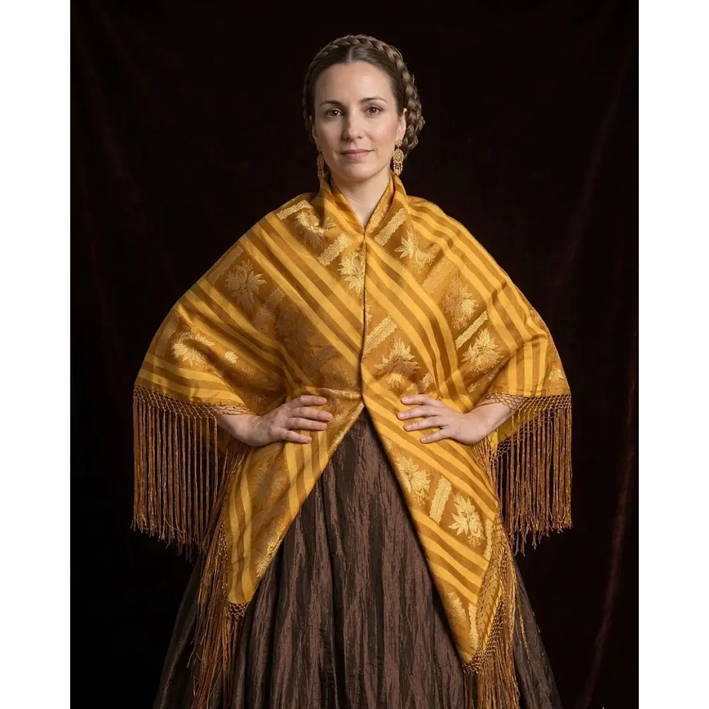 Mantón Adamascado 140x140 cm - Fleco Trenzado a Mano
