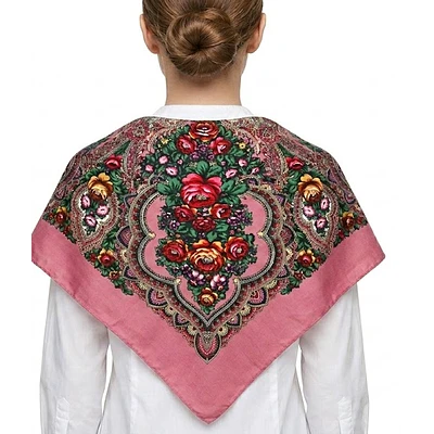 Mantón Pañoleta Regional: Elegancia y Estilo Tradicional  rosa empolvado