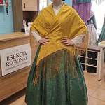 Conjunto Regional Artesanal Falda 5m Vuelo y Mantón Mostaza T 34/36 Esencia Regional