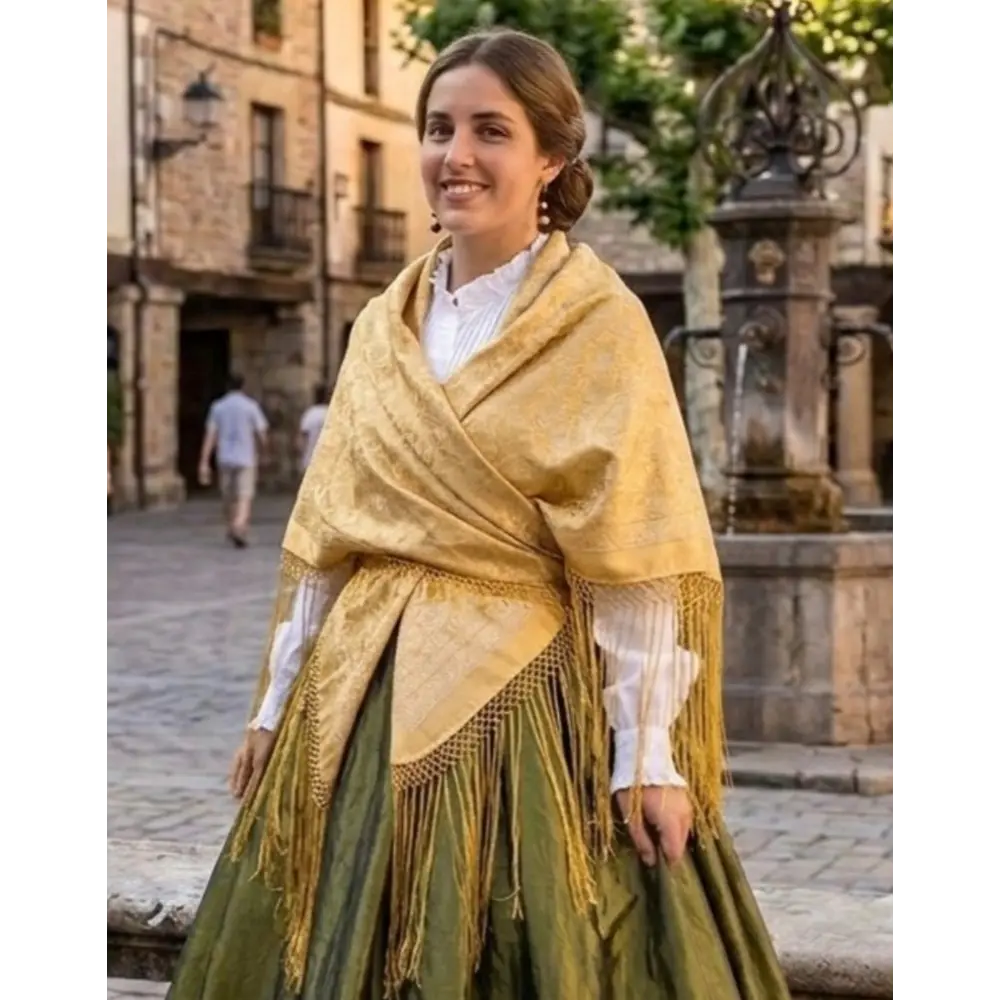 Mantón Adamascado amarillo dorado 125cm  Indumentaria Tradicional S.XIX