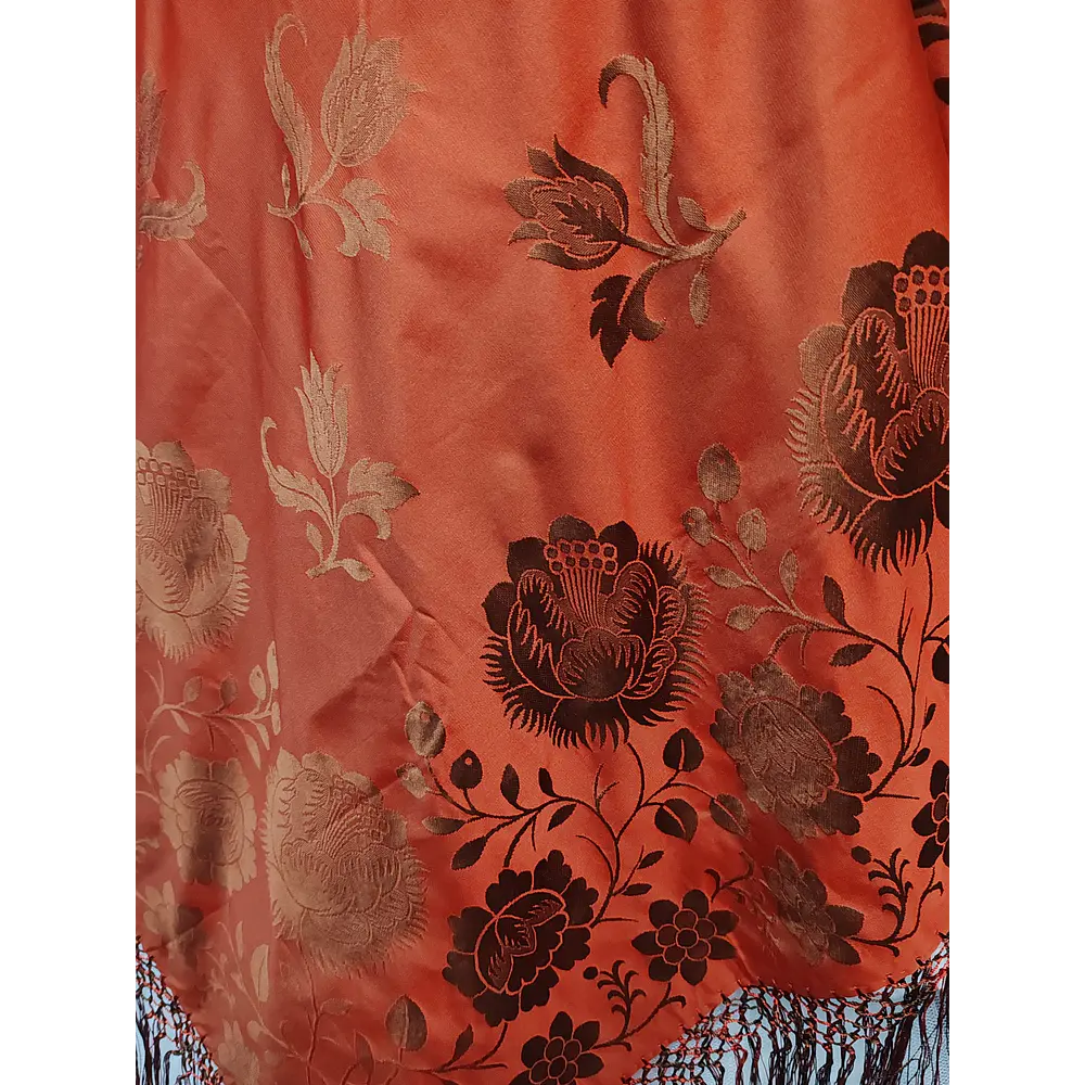 Mantón Regional Grande 140x140 cm | Fleco Largo y Gran Caída