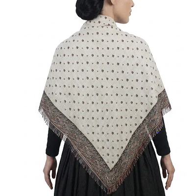 Pañoleta para Traje Regional en Viscosa - Elegancia Artesanal 115 cms