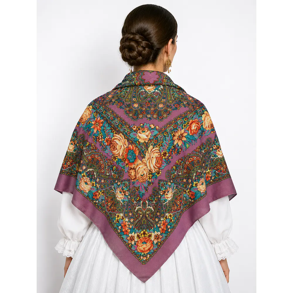 Mantón Regional Estampado 110x110 cm de Viscosa  Tacto Suave para Traje Baturro y Folclore