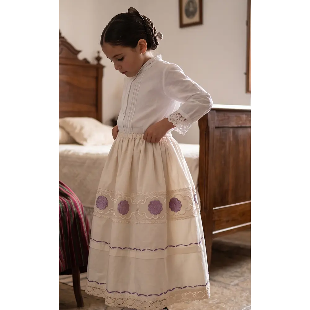 Enagua Regional para Niña (4-5 años) - Beige y Morado Largo 47 cms 