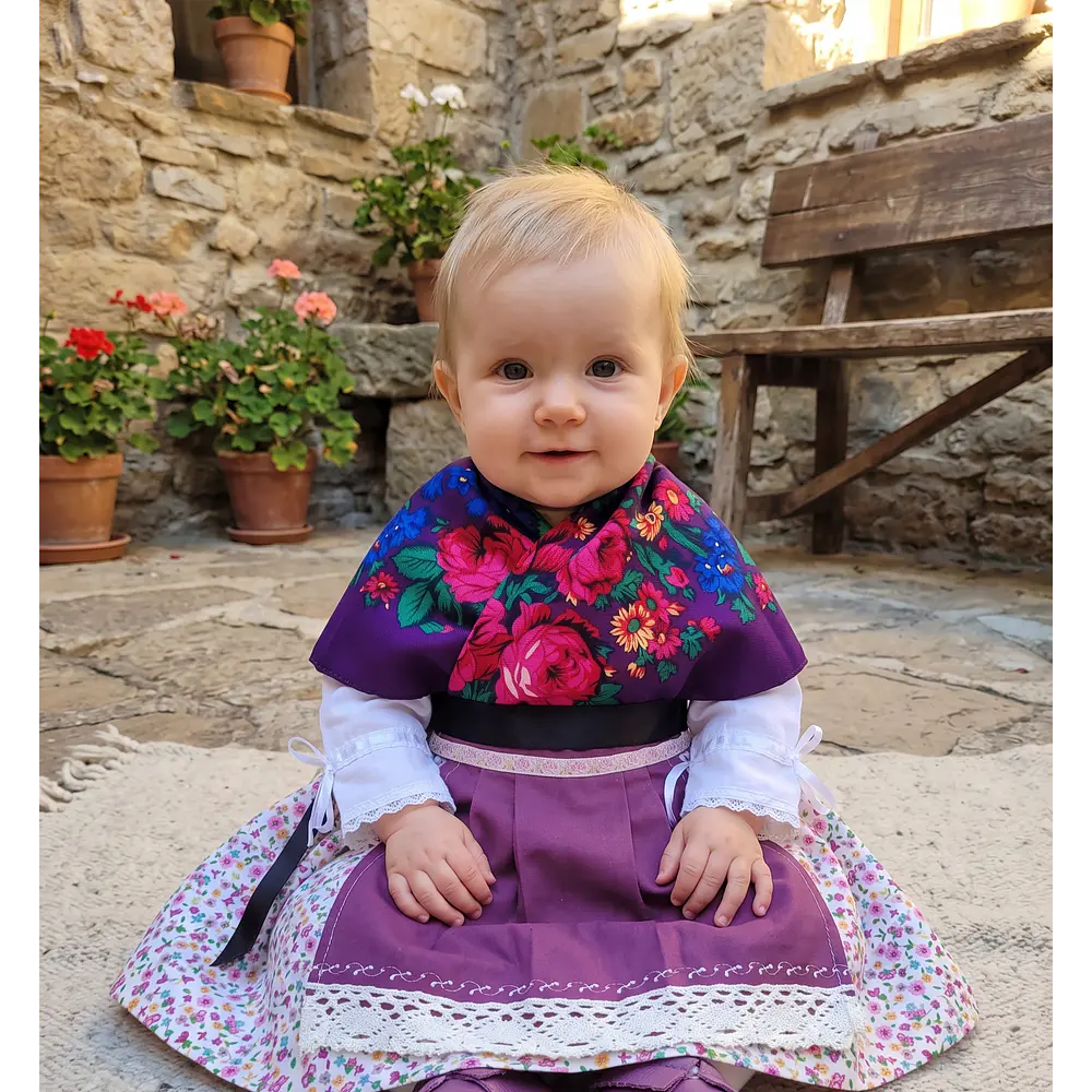 Conjunto Regional para Bebé de 6 a 9 Meses (4 Piezas)
