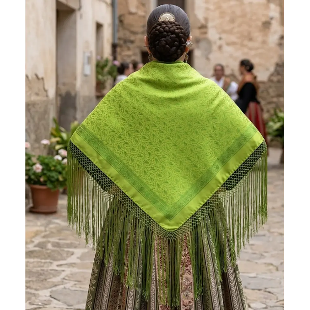 PAÑUELO DE PICO PARA TRAJE REGIONAL -120 CMS ALGODON POLIESTER