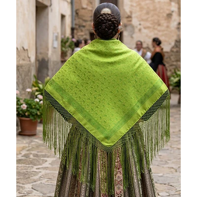 PAÑUELO DE PICO PARA TRAJE REGIONAL -120 CMS ALGODON POLIESTER