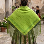 PAÑUELO DE PICO PARA TRAJE REGIONAL -120 CMS ALGODON POLIESTER