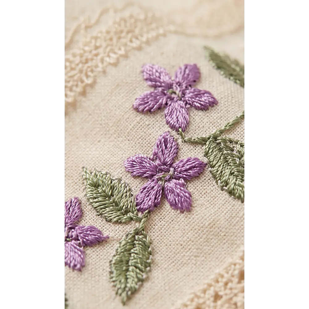 Enagua de Baturra con Bordado Floral Lila (Vuelo 3 Metros) - Modelo Exclusivo