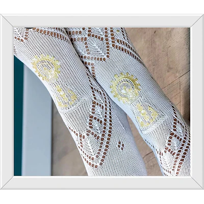 Medias bordadas Virgen del Pilar en oro – Tradición, elegancia y devoción  T 40/42