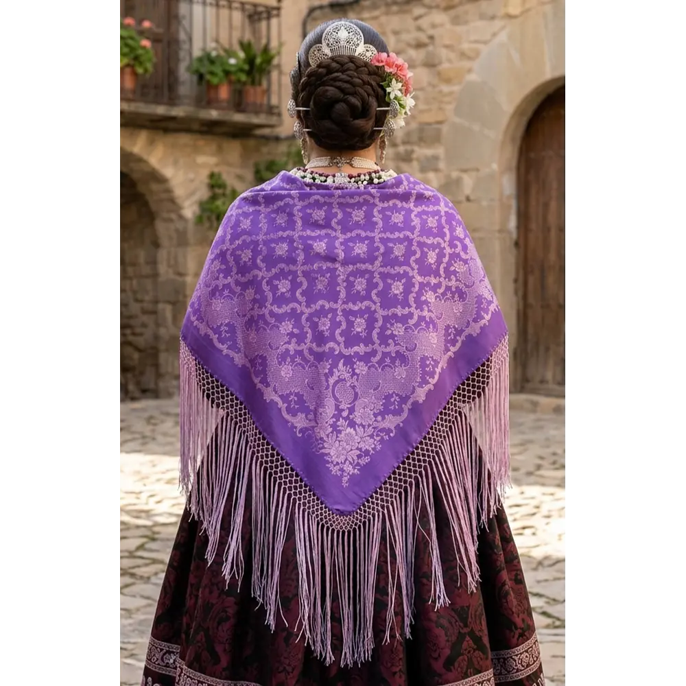 MANTON DE PICO ADAMASCADO DE 140 CMS- EL COMPLEMENTO IDEAL PARA TRAJES REGIONALES