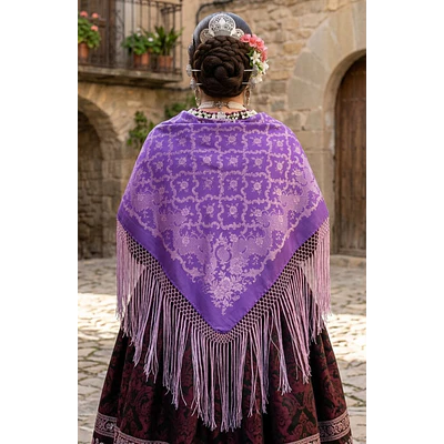 MANTON DE PICO ADAMASCADO DE 140 CMS- EL COMPLEMENTO IDEAL PARA TRAJES REGIONALES
